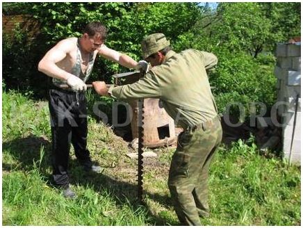 Как сделать воду на участке